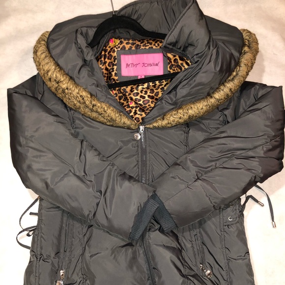 Betsey Johnson Jackets & Blazers - BETSEY JOHNSON FAUX FUR TRIM HOODED LACEUP PUFFER